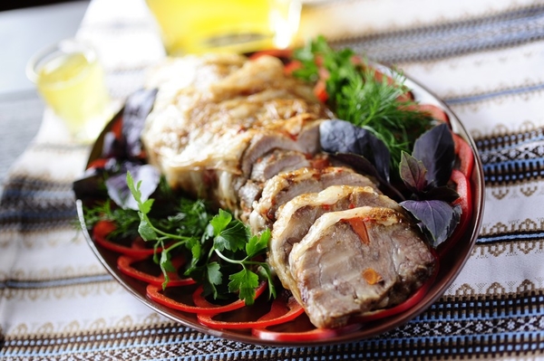 Пасхальные рецепты: ТОП-5 праздничных мясных блюд