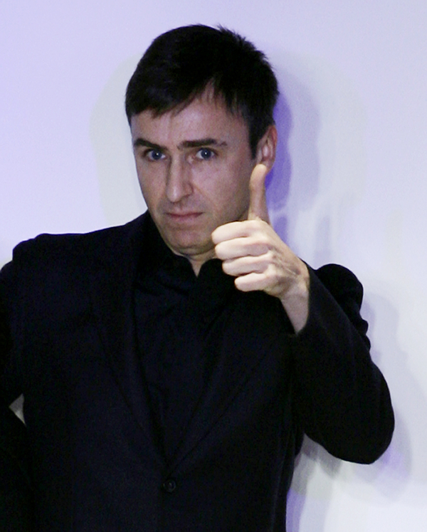 Итоги недели: Культ обуви и новый дизайнер в Dior