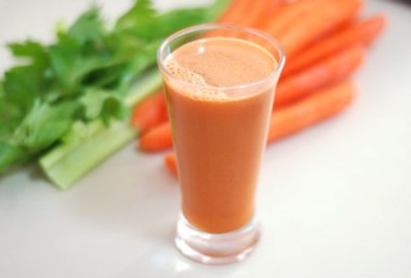 Весенний коктейль из моркови