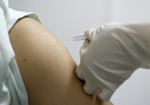 Американцы создали вакцину, продлевающую жизнь больным раком мозга