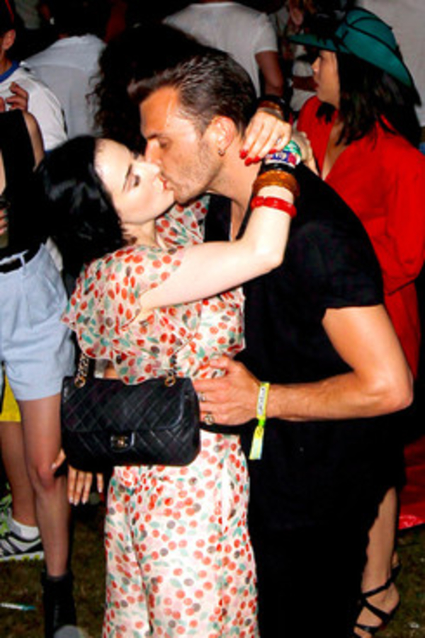 Дита фон Тиз не скрывает чувств к солисту Hurts