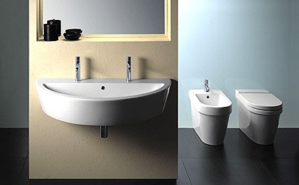 Установка раковины и унитаза