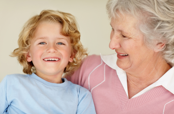 Как быть, если бабушки балуют ребенка