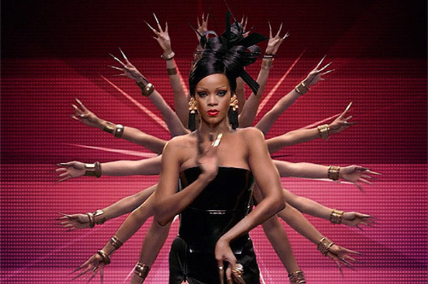 Многорукая Рианна в новом видео Princess of China