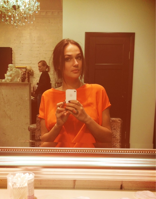 Алена Водонаева выложила свое фото без макияжа