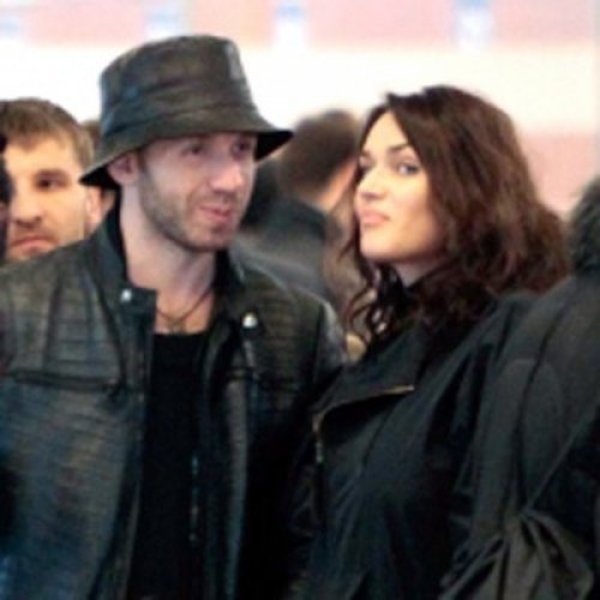 Алена Водонаева продолжает опоровергать слухи о разводе