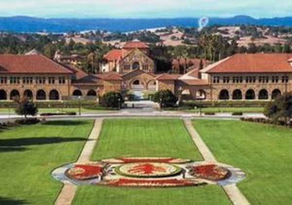 Cтудентам-медикам из Стэнфорда предлагают вместо лекций видеоуроки