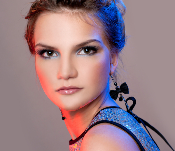 Видео-урок: Делаем макияж на выпускной