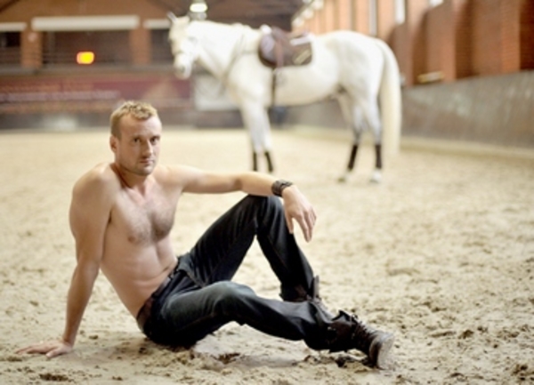 Холостяк 2: Френсис любит чувственный секс