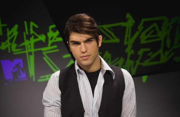 Евровидение 2012: Представитель Норвегии – певец Туджи