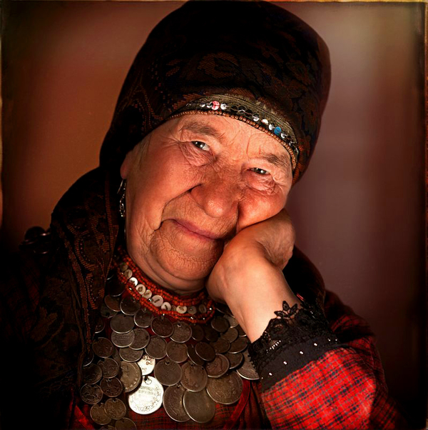 Бурановская бабушка отрезала себе руку пилой