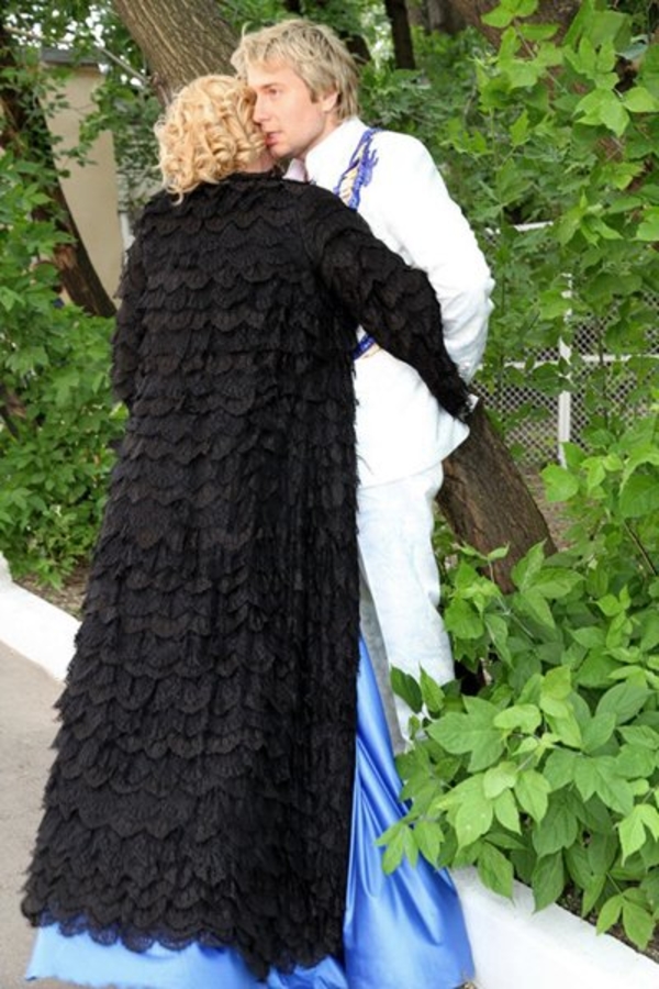 Анастасия Волочкова сама пристает к Николаю Баскову