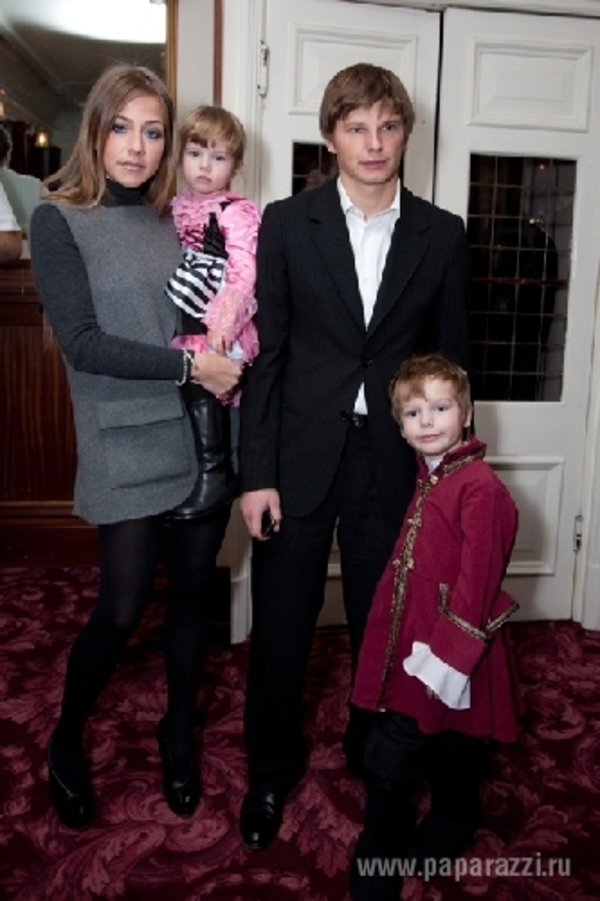 Жена Аршавина снова беременна