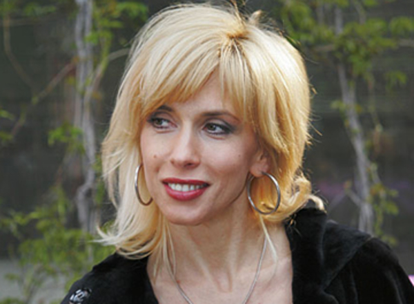 Певица Алена Свиридова попала в ДТП в Крыму