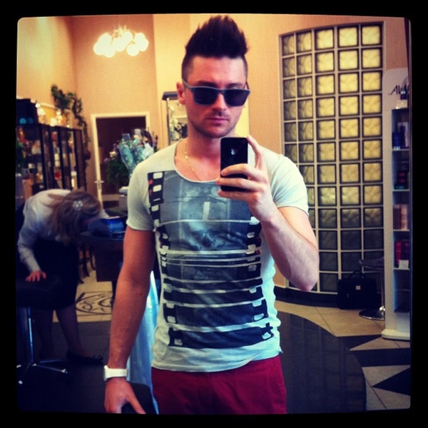 Сергей Лазарев сменил прическу