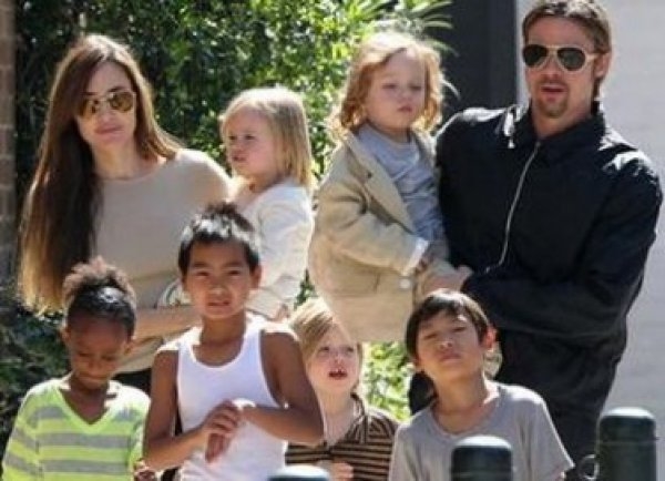 Риз Уизерспун лучше Агилеры, Лопес и Джоли