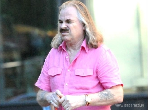 Владимир Пресняков-старший попал в больницу после футбола