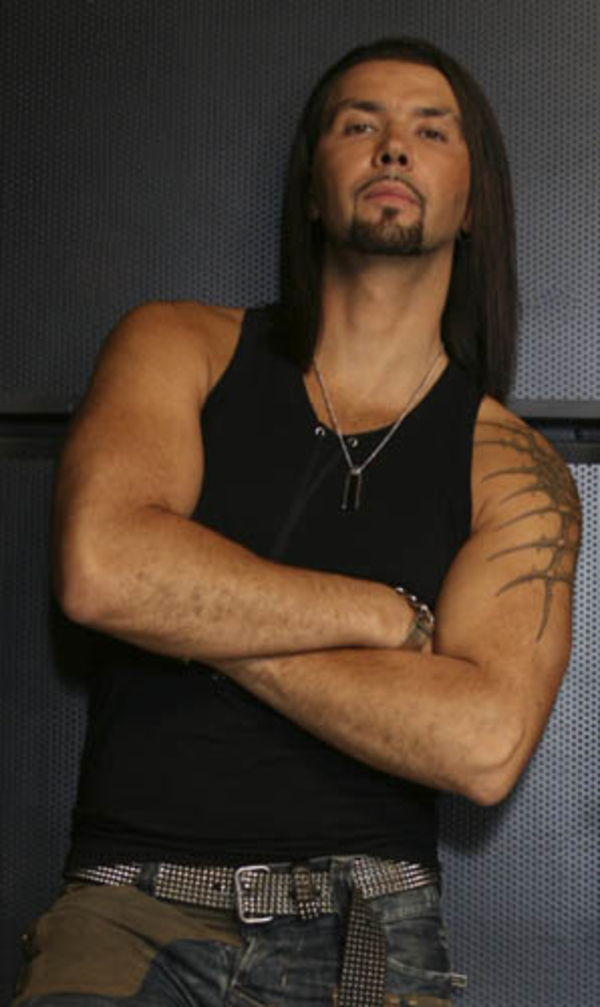 Денис Клявер: Свои песни я не слушаю