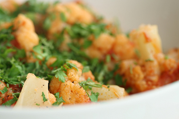 Как приготовить тушеную цветную капусту (ВИДЕО)