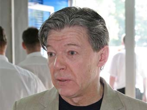 Александр Збруев возмущен домыслами журналистов о его дочке