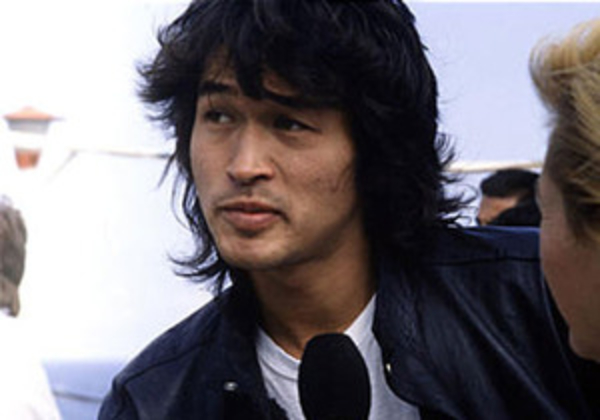 Яндекс создал спецпроект в честь дня рождения Цоя