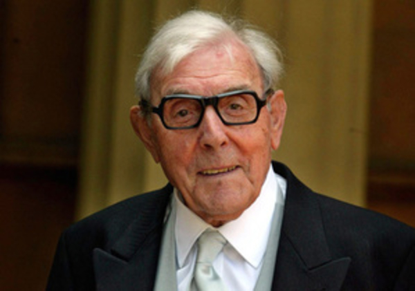 Умер знаменитый британский комик, снявшийся в Гарри Поттере