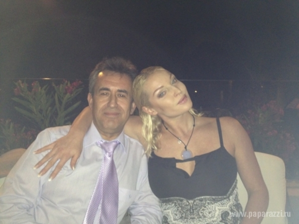 Анастасия Волочкова встретила в Греции нового мужчину