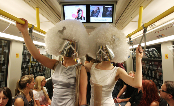 Модные итоги недели: Высокая мода и эпатажные показы