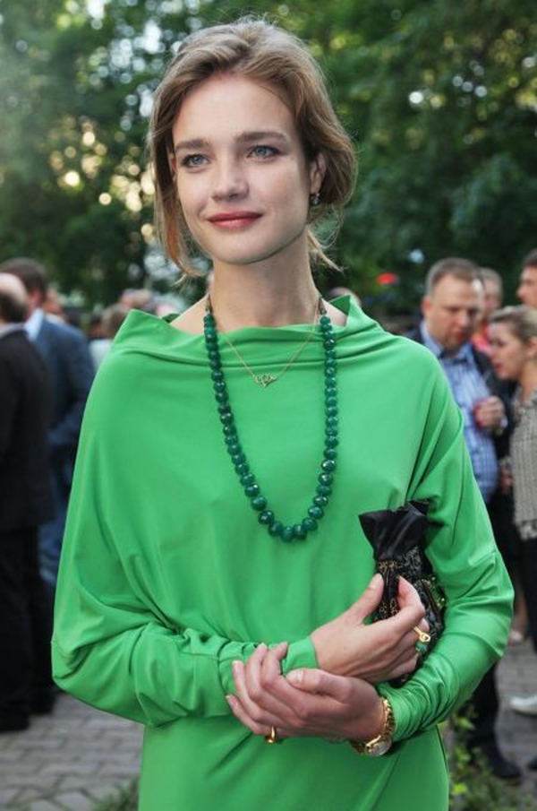 Водянова оплачивает перелет тем, кто хочет помочь жертвам наводнения