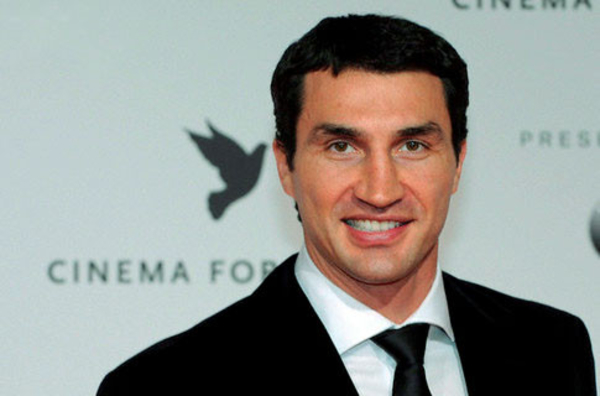 Дом Владимира Кличко на берегу Киевского моря