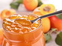 Абрикосовый джем с миндалем и корицей: рецепт лакомства