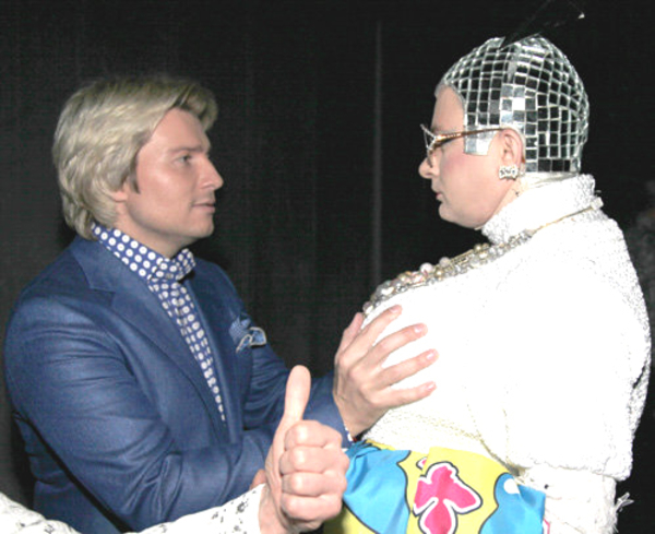 Верка Сердючка жестоко "опустила" Николая Баскова на вечеринке