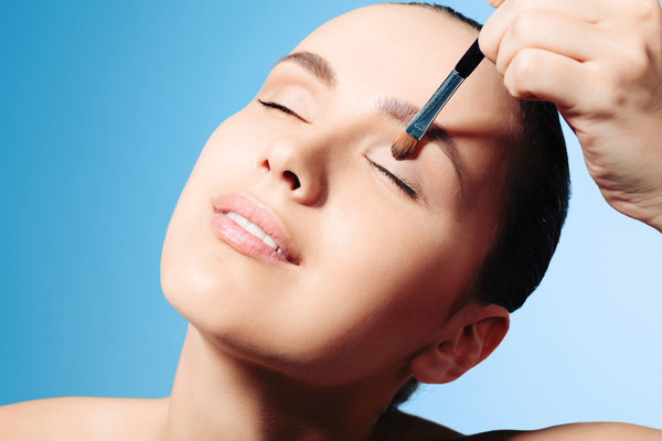 Социальные тени: Yves Saint Laurent выпускает косметику для Facebook