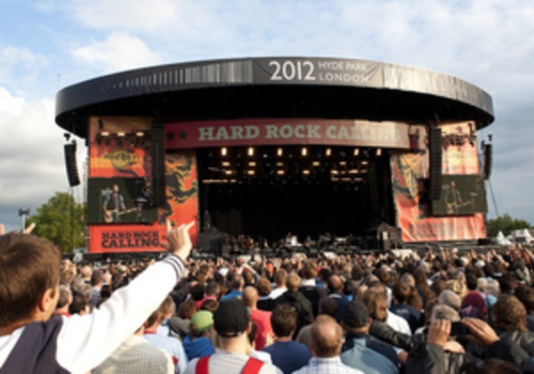 Спрингстина и Маккартни заставили уйти со сцены в Лондоне