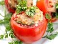 Фаршированные помидоры с зеленью и сыром