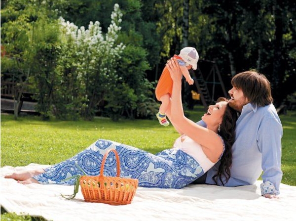 Эвелина Бледанс призналась, что у ее малыша синдром Дауна