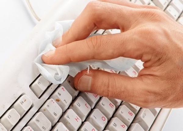 Как почистить клавиатуру компьютера (ВИДЕО)