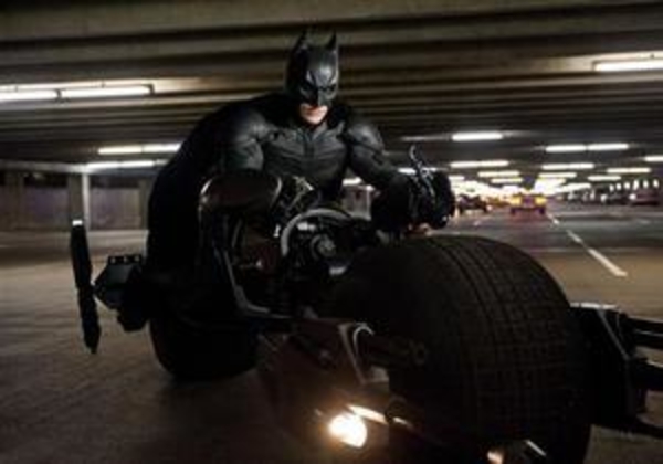 Warner Bros. отменила презентацию Темного рыцаря в Мексике и Японии