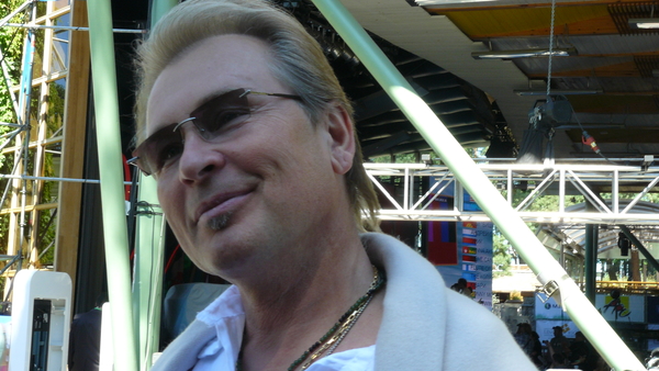 Александр Малинин на Новой волне 2012 рассказал о хобби, конкурсе и сыне