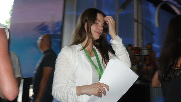 Новая волна 2012: Боярская впервые после родов вышла в свет без макияжа