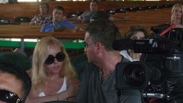 Новая волна 2012: Варум и Агутин показали свою любовь