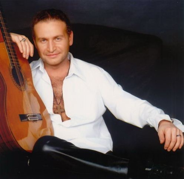 Агутин на Новой волне 2012: Мои папарацци вытерли все места под кустами