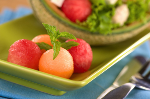 Салаты из дыни и арбуза: ТОП-5 рецептов