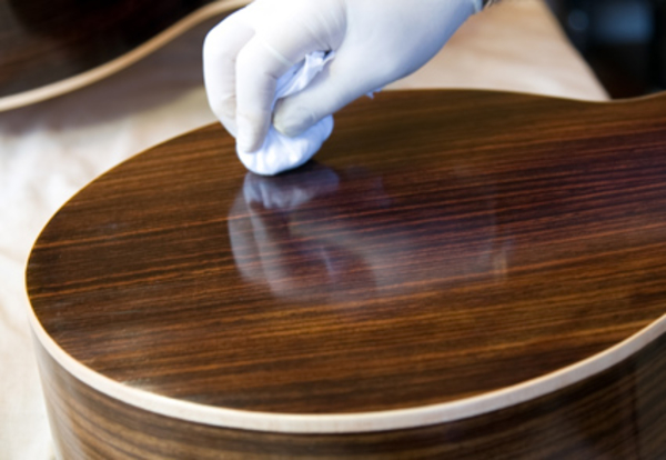 Как купить качественную полироль для мебели (ВИДЕО)