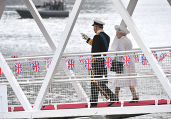 СМИ: Королева Британии Елизаветы II ищет опытную медсестру на полставки