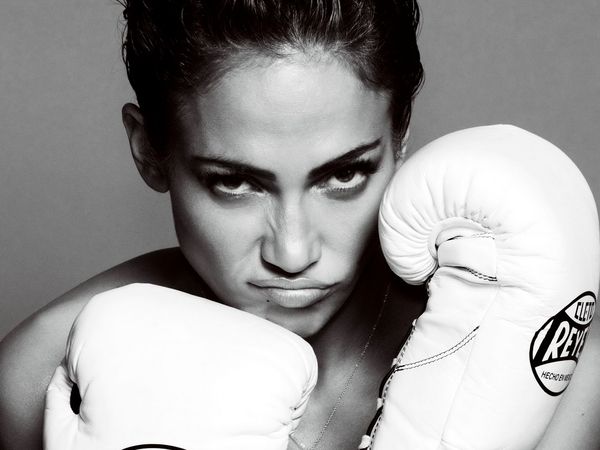 Дженнифер Лопес подала в суд на своего водителя за шантаж