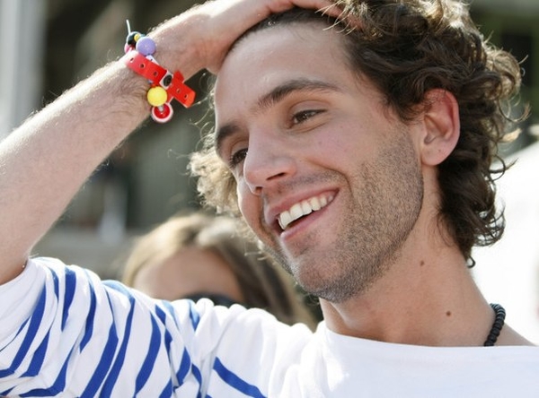 Певец Мика признался в нетрадиционной ориентации