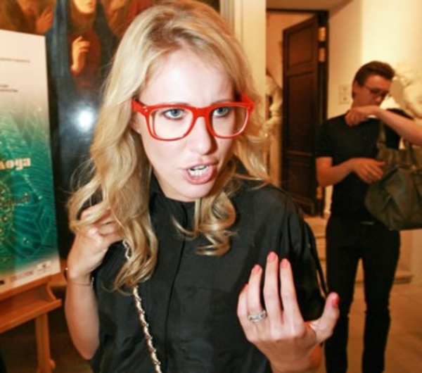 В ответ на письмо Валерии, Ксения Собчак нарисовала ей "фото-жабу"