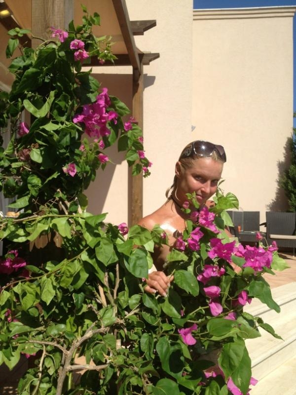 Анастасию Волочкову обокрали в Греции