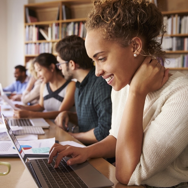 Как с помощью упражнений бороться с болью в шее и спине